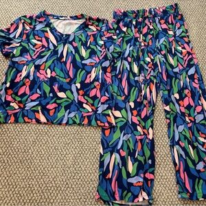 Colorful ladies Pajamas Set